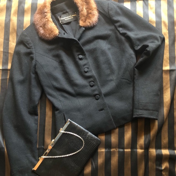 Vintage WoodwardandLothrop blazer/Fur Collar (S) - Picture 4 of 8